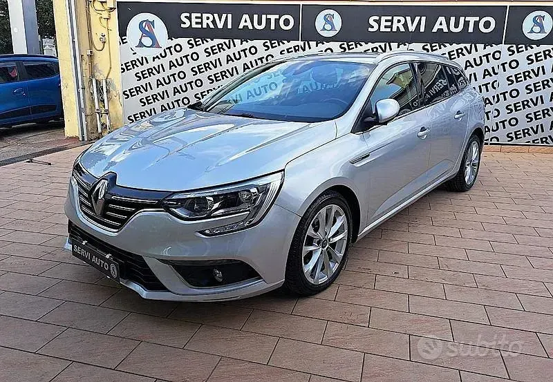 Usata Renault Mégane GrandTour Intens 110 CV (80 kW) 2017 Grigio Station wagon