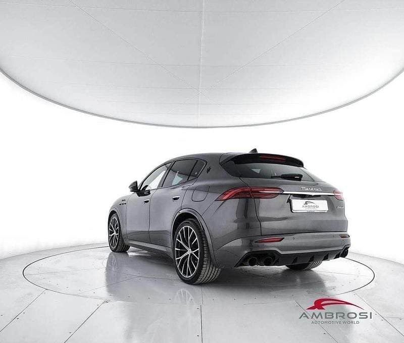 Usata Maserati Grecale 330 CV (242 kW) 2022 Grigio SUV