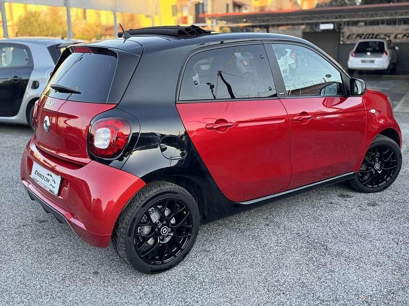 Usata Smart ForFour Superpassion 90 CV (66 kW) 2019 Other Utilitaria