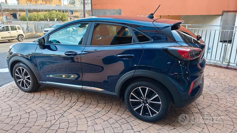 Usata Ford Puma Titanium 125 CV (91 kW) 2022 Blu Berlina