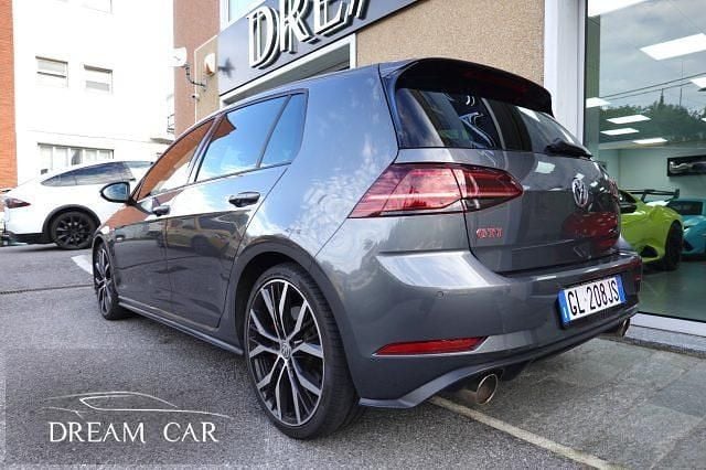 Usata VW Golf VII GTI 245 CV (180 kW) 2019 Bianco pastello Berlina