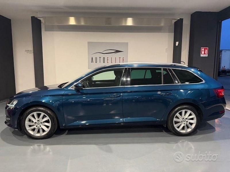 Brugt Skoda Superb Executive 150 HK (110 kW) 2021 Blå Stationcar