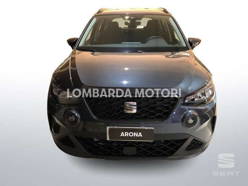 Usata Seat Arona Style 95 CV (69 kW) 2024 Grigio magnetico SUV