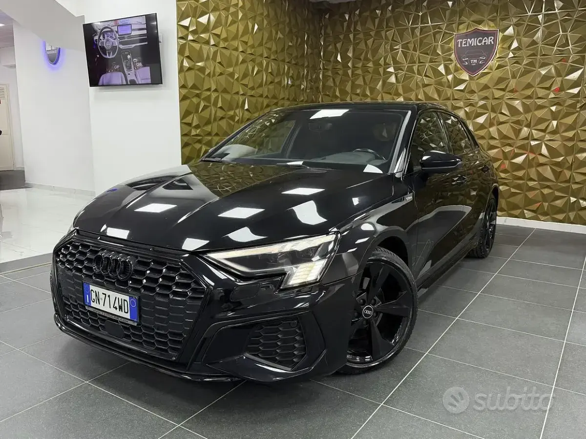 Usata Audi A3 Black Edition 150 CV (110 kW) 2020 Nero Berlina