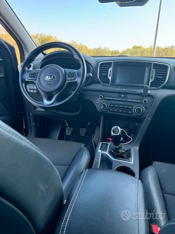 Usata Kia Sportage 115 CV (84 kW) 2017 Nero SUV