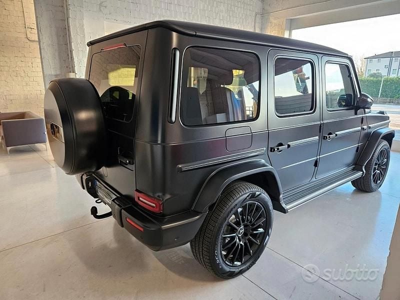 Usata Mercedes G400 AMG 330 CV (242 kW) 2024 Nero SUV
