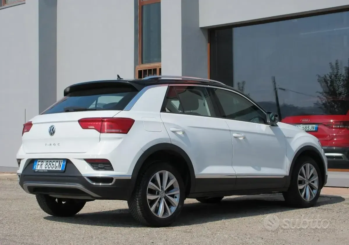 Usata VW T-Roc Style 116 CV (85 kW) 2018 Bianco SUV