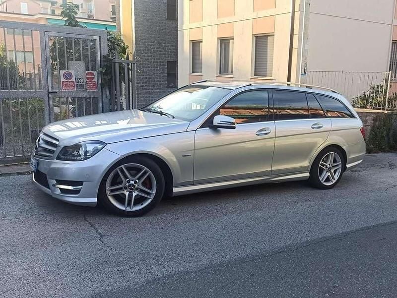 Usata Mercedes C220 Avantgarde 170 CV (125 kW) 2011 Argento Station wagon