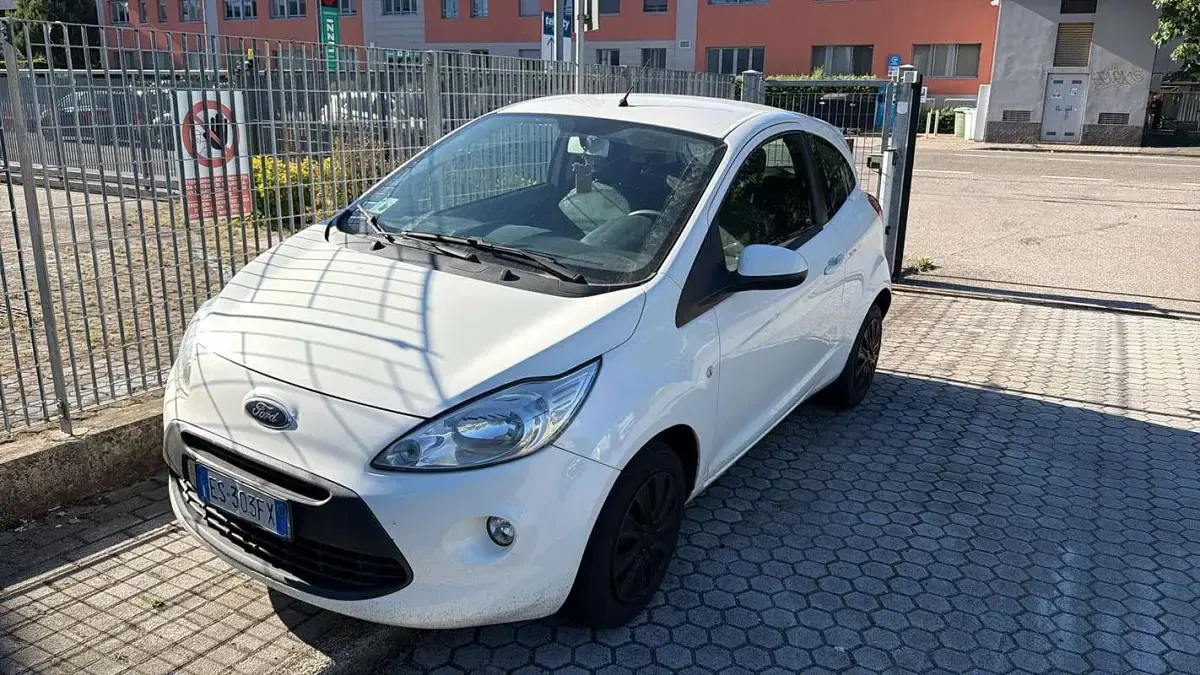 Usata Ford Ka Titanium 69 CV (50 kW) 2013 Utilitaria