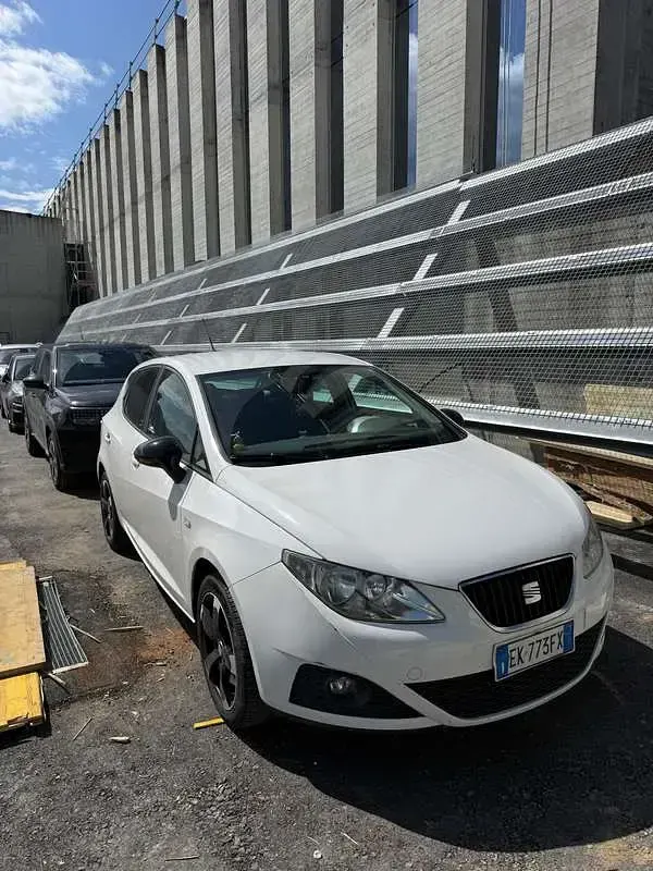 Usata Seat Ibiza Copa 86 CV (63 kW) 2012 Bianco Berlina