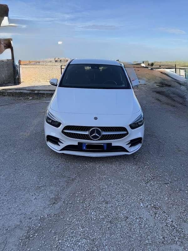 Usata Mercedes B180 Premium 116 CV (85 kW) 2020 Monovolume
