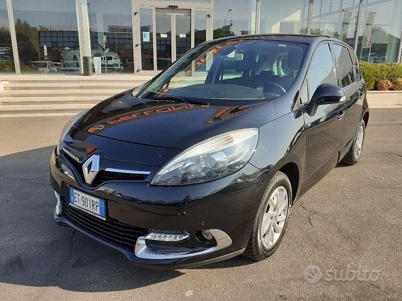 Usata Renault Scénic III XMOD 110 CV (80 kW) 2014 Nero Monovolume