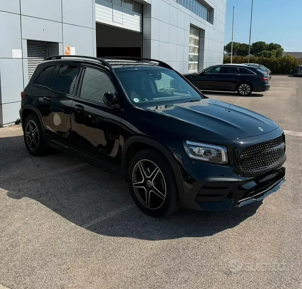 Usata Mercedes GLB200 Premium 150 CV (110 kW) 2021 Nero SUV