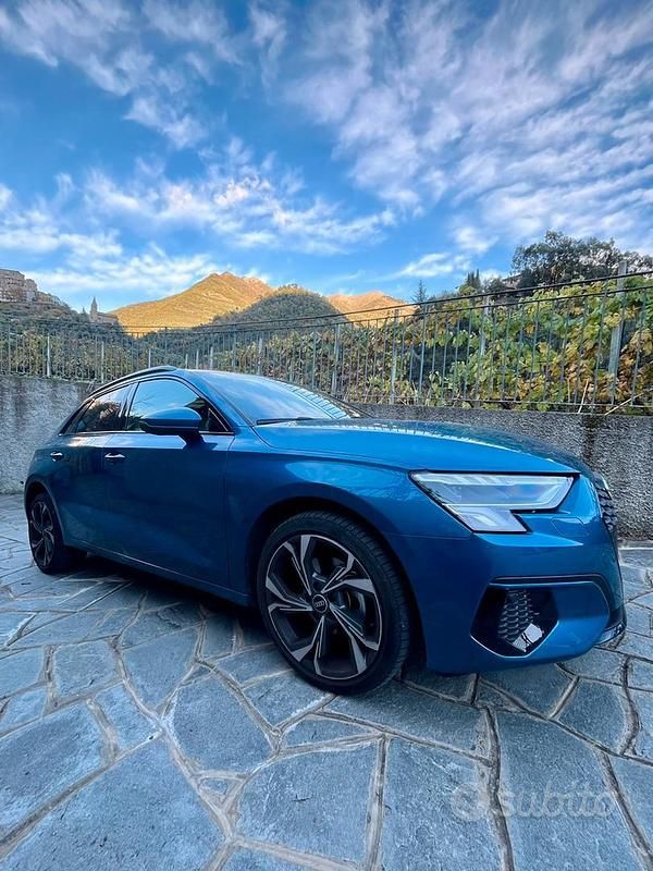 Usata Audi A3 S-Line 116 CV (85 kW) 2022 Blu/azzurro Berlina