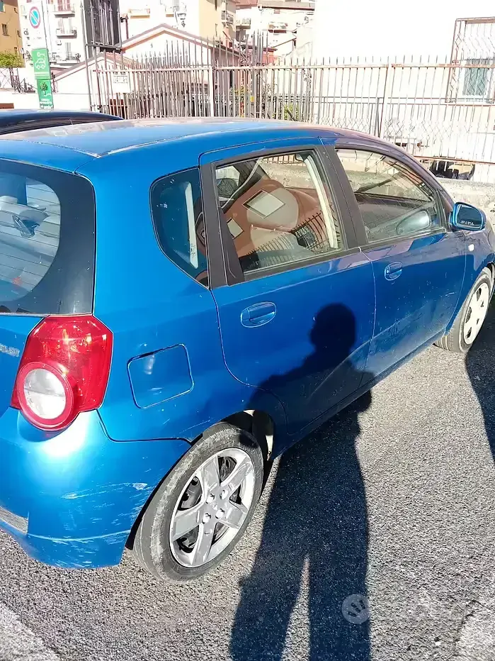 Usata Chevrolet Aveo 86 CV (63 kW) 2010 Blu Berlina