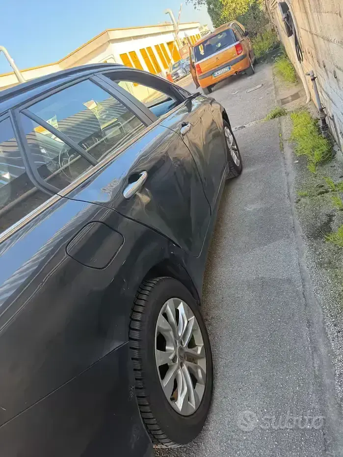 Usata Fiat Tipo Lounge 120 CV (88 kW) 2020 Nero SUV