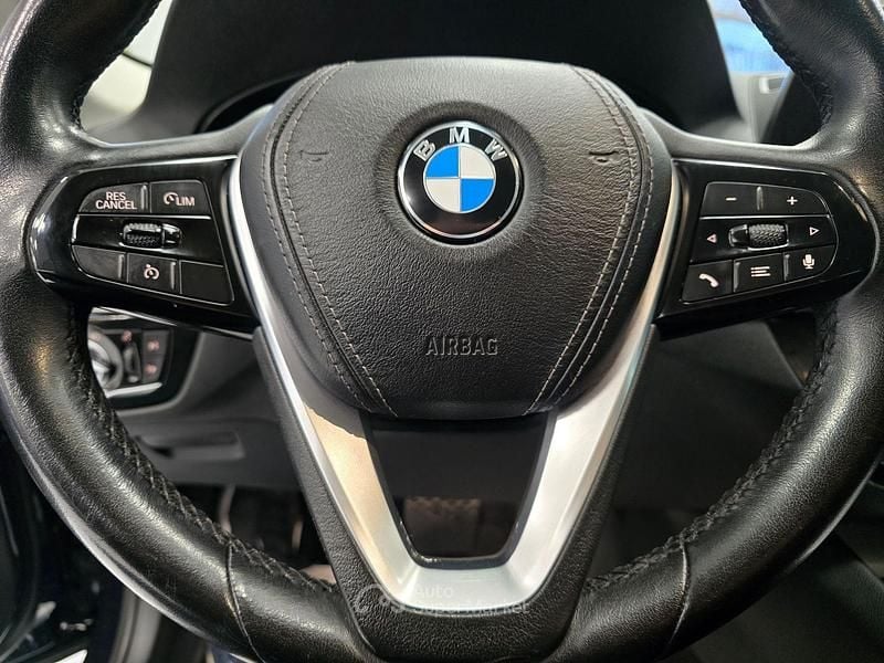 Gebraucht BMW 520 190 PS (139 kW) 2020 Blau Kombi