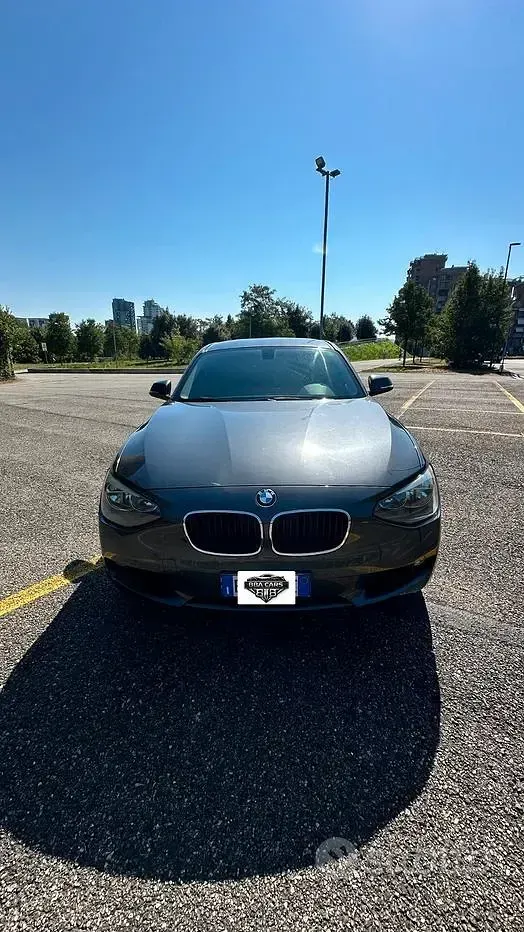 Usata BMW 118 Efficient Dynamics 143 CV (105 kW) 2011 Grigio Utilitaria