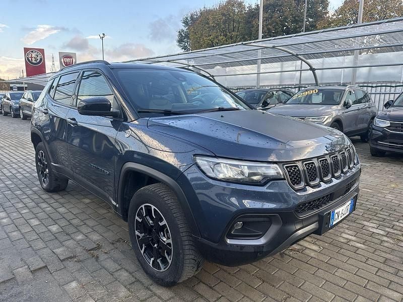 Usata Jeep Compass Trailhawk 239 CV (175 kW) 2023 Bianco SUV
