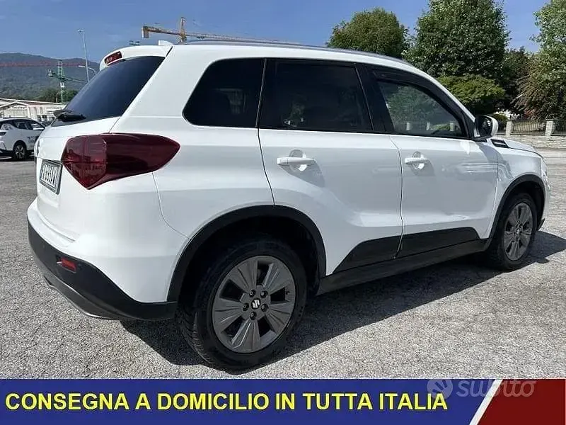 Usata Suzuki Vitara Cool 112 CV (82 kW) 2019 Bianco SUV