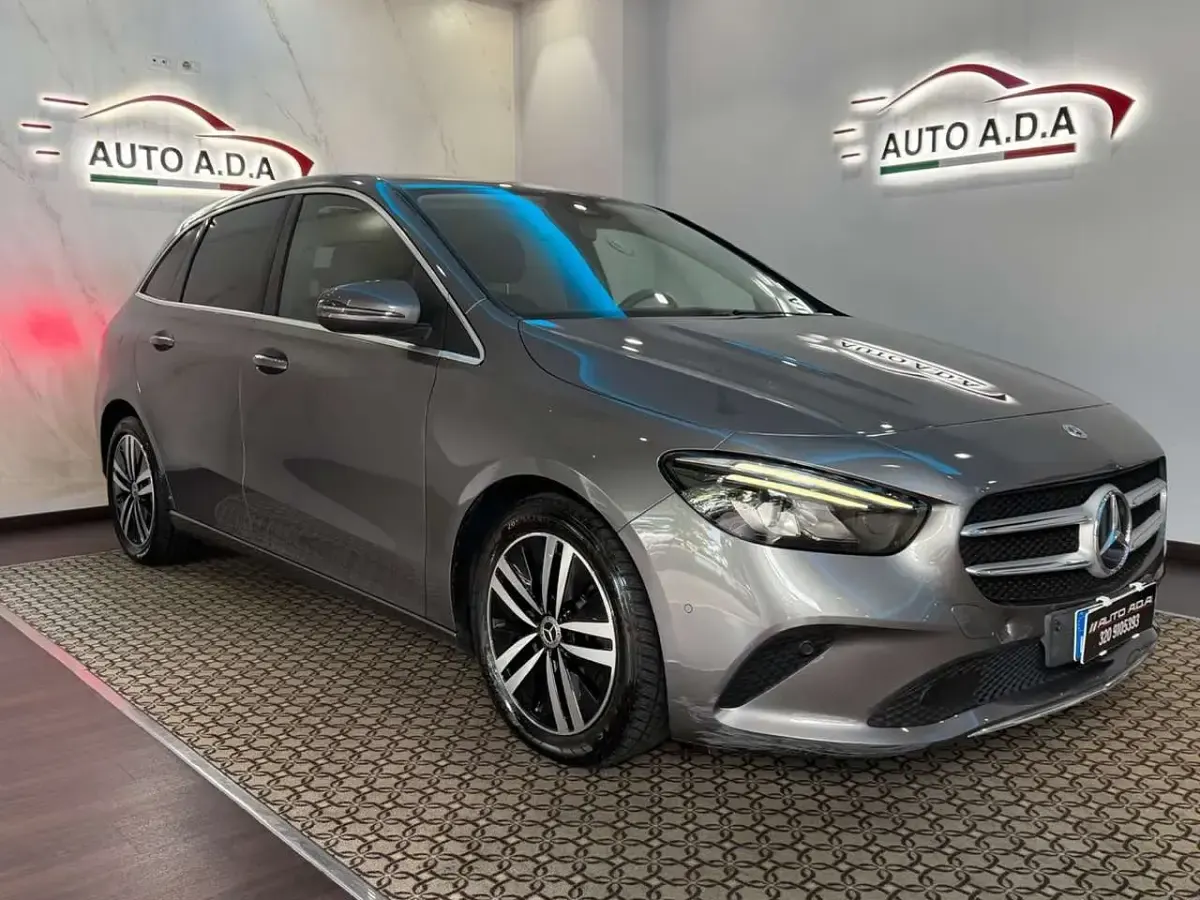 Usata Mercedes B200 Executive 150 CV (110 kW) 2021 Grigio Utilitaria