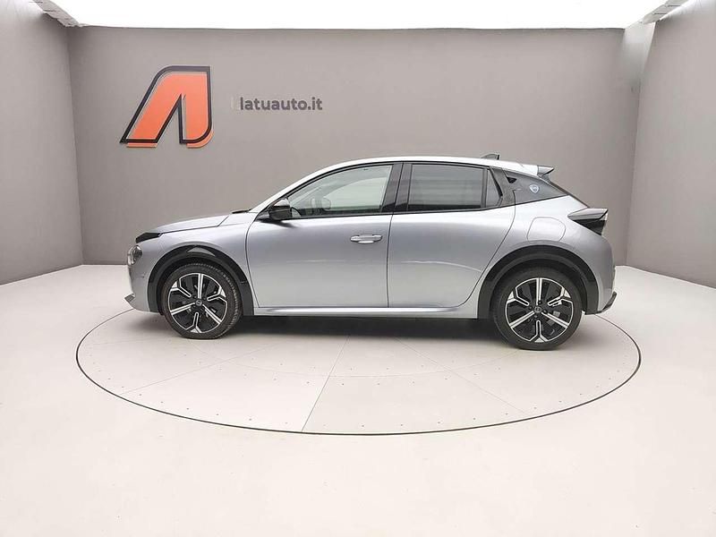 Usata Lancia Ypsilon 101 CV (74 kW) 2025 Grigio granito Utilitaria