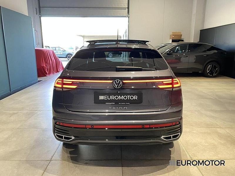Usata VW Taigo R-line 110 CV (80 kW) 2022 Grigio SUV