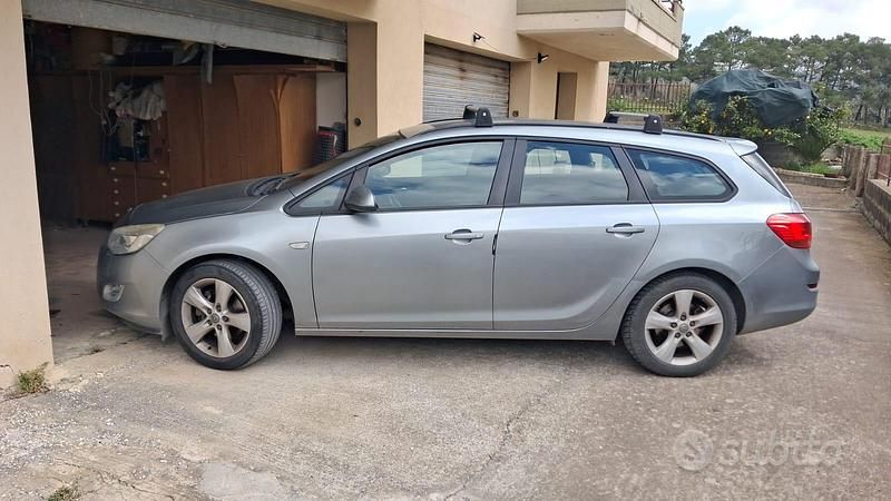 Usata Opel Astra 82 CV (60 kW) 2011 Station wagon