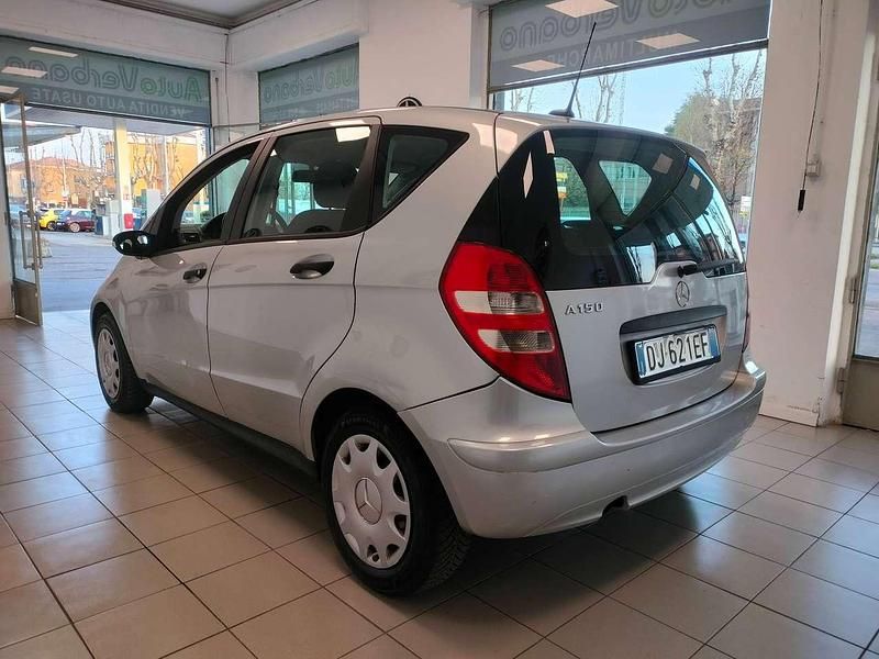 Usata Mercedes A150 95 CV (69 kW) 2007 Argento Monovolume