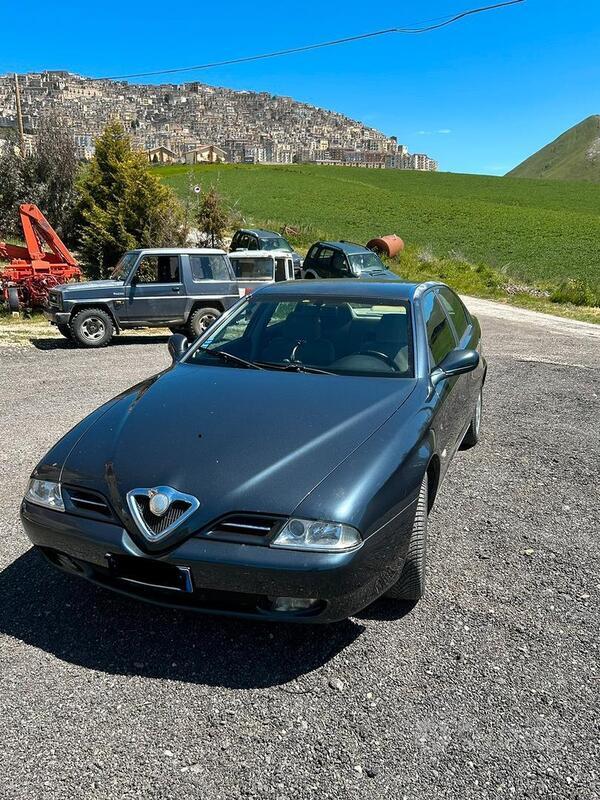 Usato 2000 Alfa Romeo 166 2.0 Benzin 155 CV (3.000 €)