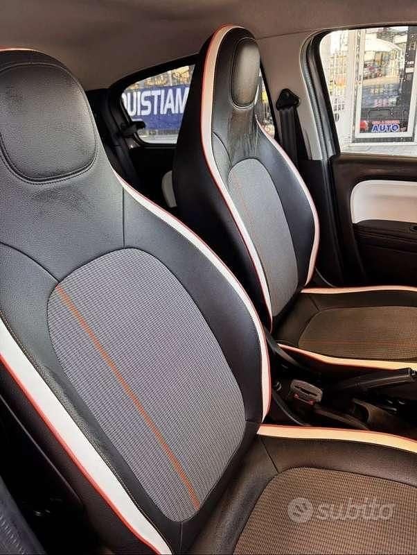 Usata Renault Twingo Vibes 30 kW (42 CV) 2020 Utilitaria