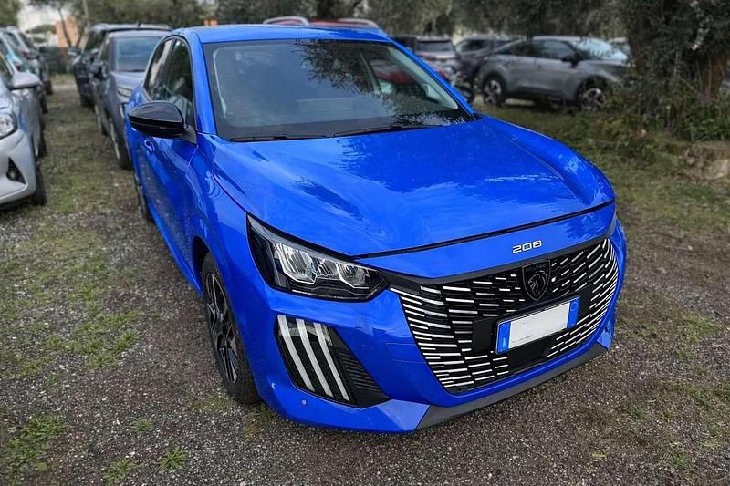 Usata Peugeot 208 Allure 101 CV (74 kW) 2024 Blu Utilitaria