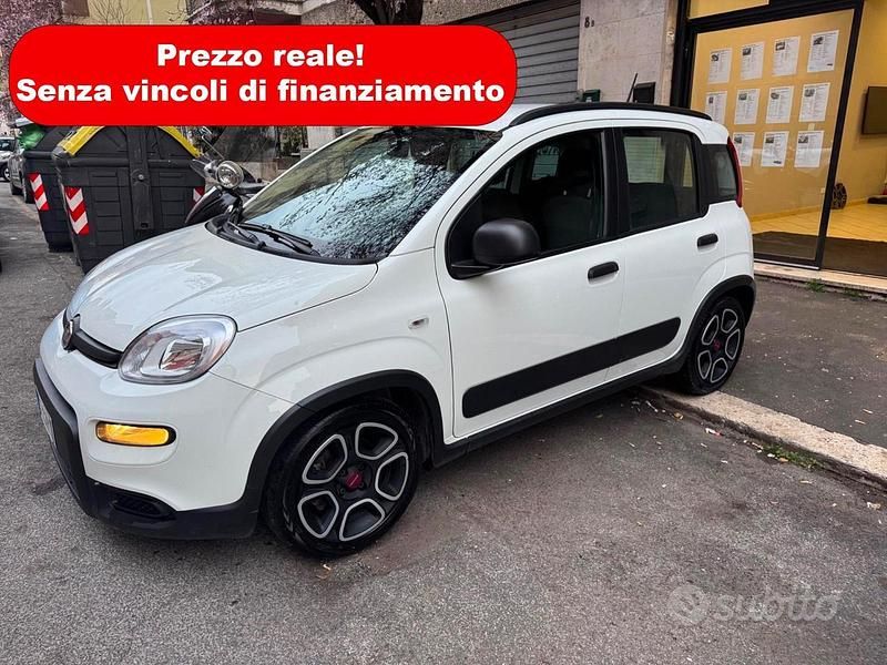 Usata Fiat Panda City Life 70 CV (51 kW) 2022 Bianco Utilitaria