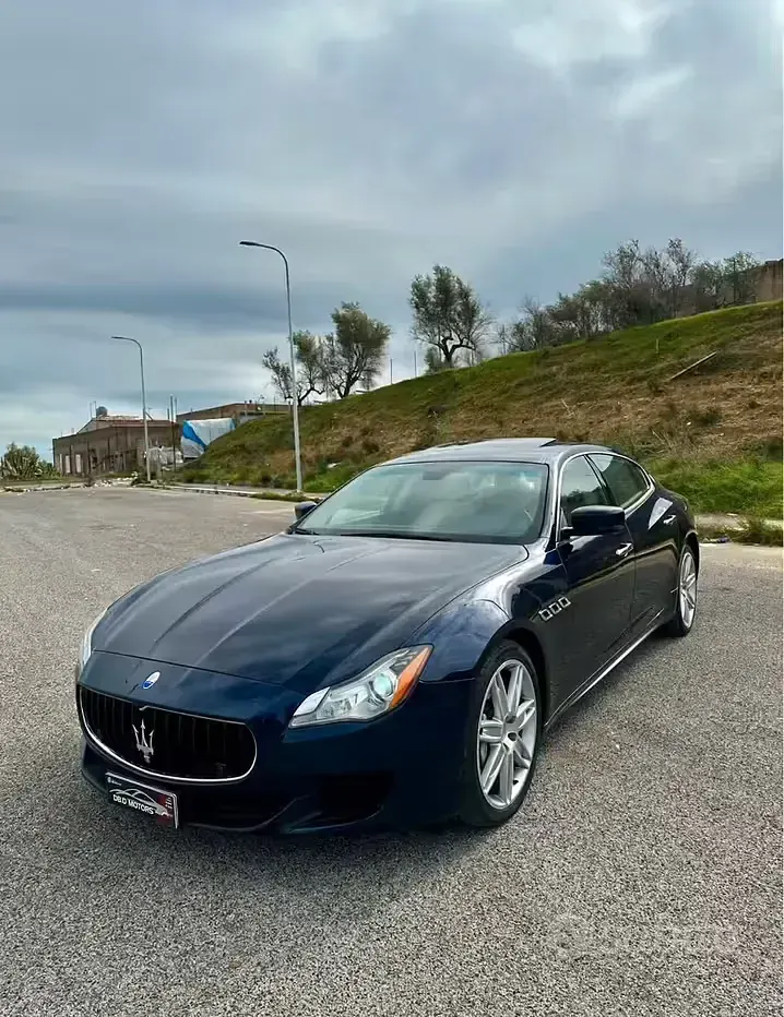 Usata Maserati Quattroporte 275 CV (202 kW) 2015 Bluazzurro Berlina