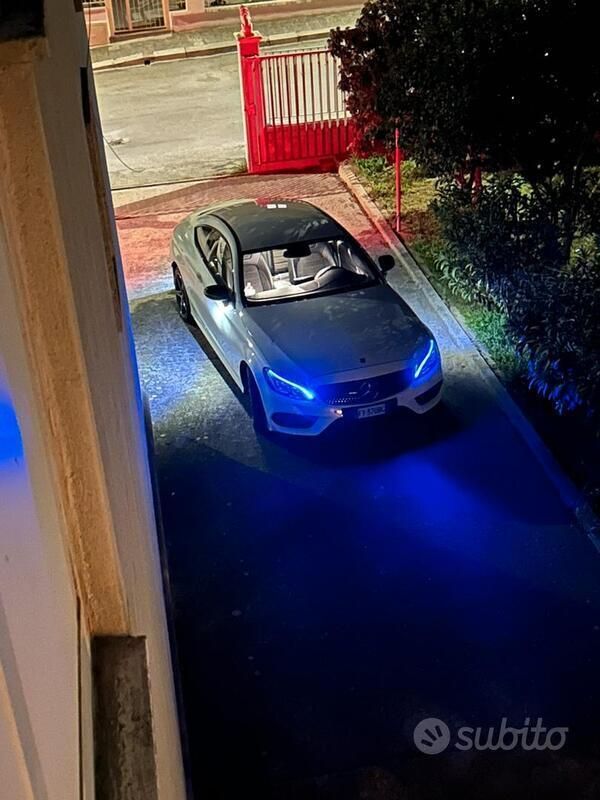 Usata Mercedes C220 Premium Plus 194 CV (142 kW) 2018 Bianco Coupé