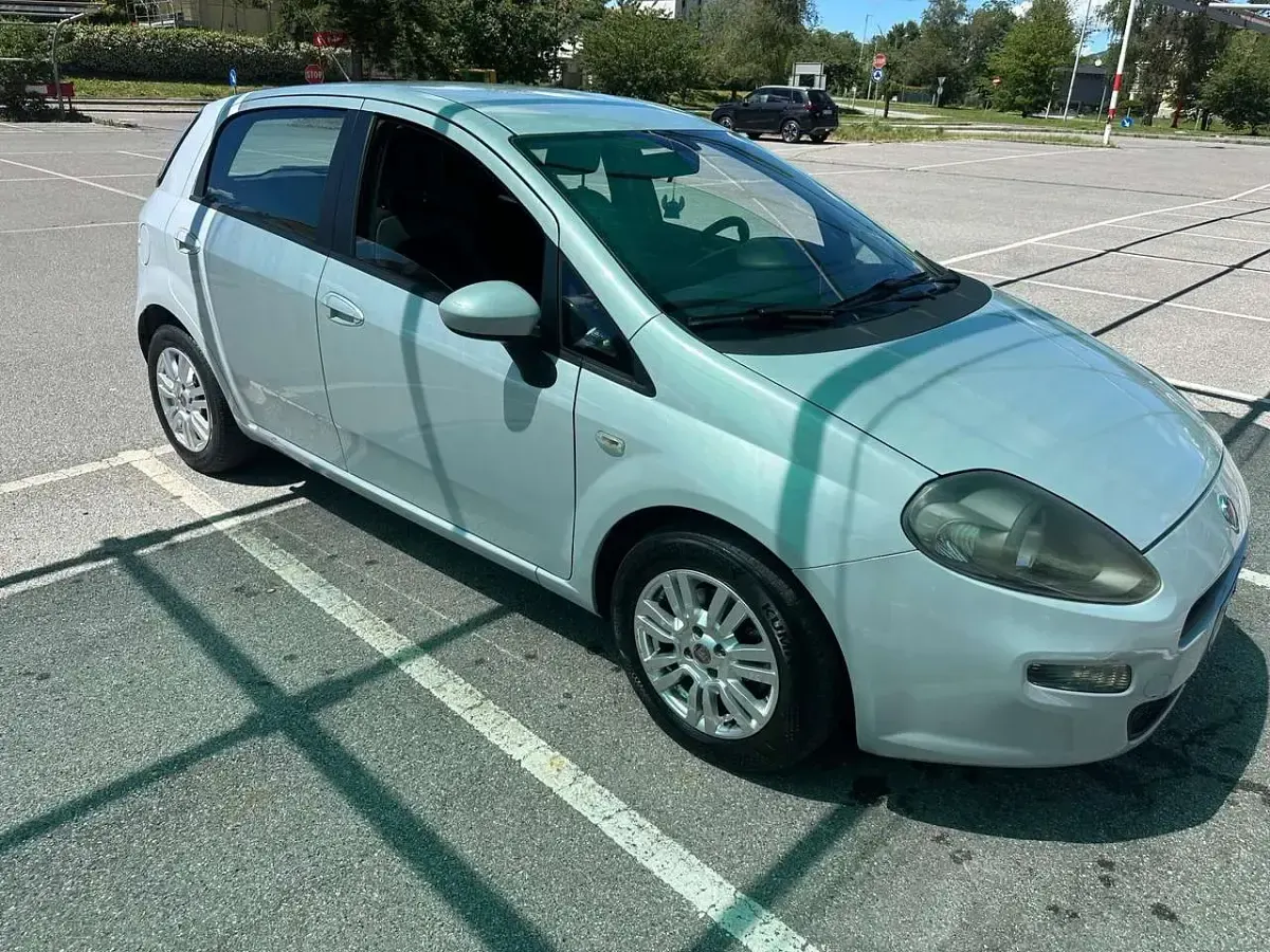 Usata Fiat Punto Evo Dynamic 86 CV (63 kW) 2011 Other Utilitaria