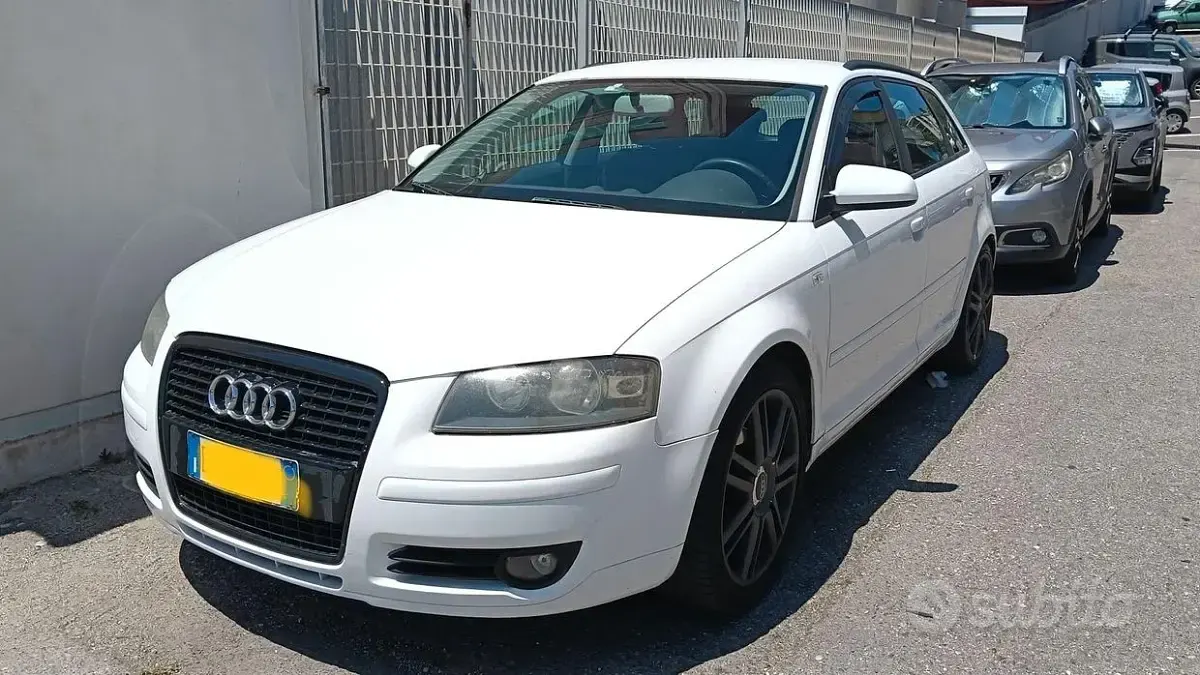 Usata Audi A3 105 CV (77 kW) 2008 Bianco Utilitaria