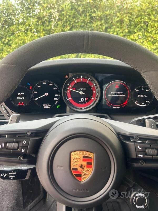 Usata Porsche 911 480 CV (353 kW) 2023 Rosso Coupé