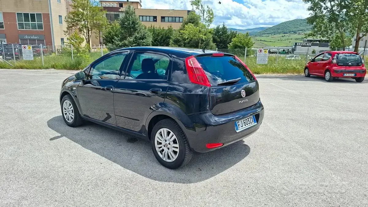 Occasion Fiat Punto Street 77 ch (56 kW) 2017 Noir Citadine
