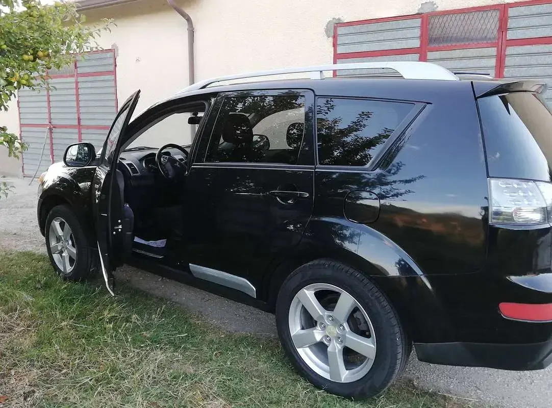 Usata Mitsubishi Outlander 140 CV (102 kW) 2007 Nero SUV