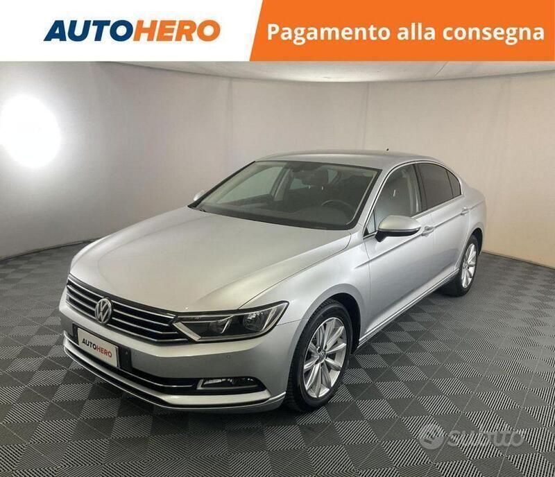 Argento Usata 2019 VW Passat Business Tre volumi | 16.999 € (Super prezzo) - Immagine 1/2