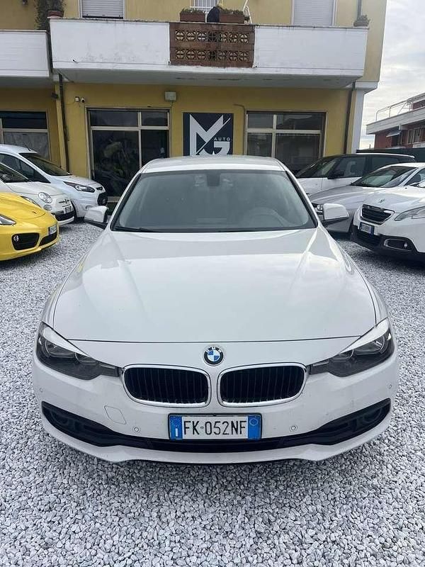 Usata BMW 320 Advantage 190 CV (139 kW) 2017 Other Station wagon