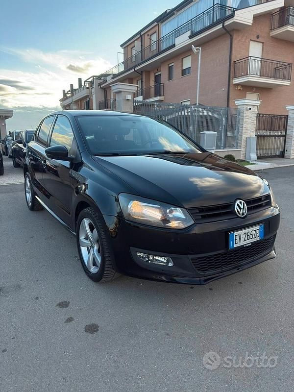 Usata VW Polo Comfortline 74 CV (54 kW) 2014 Nero Berlina