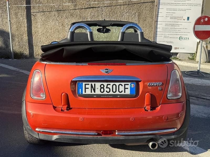Usata Mini Cooper Cabriolet 116 CV (85 kW) 2004 Arancione Cabrio