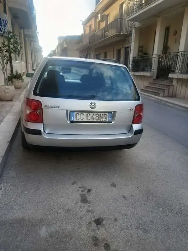Usata VW Passat Trendline 131 CV (96 kW) 2003 Station wagon