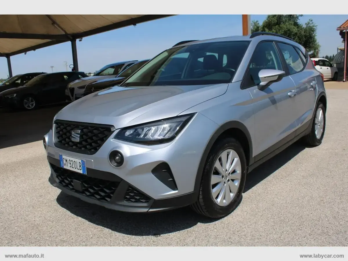 Usata Seat Arona Style 95 CV (69 kW) 2022 Grigio SUV