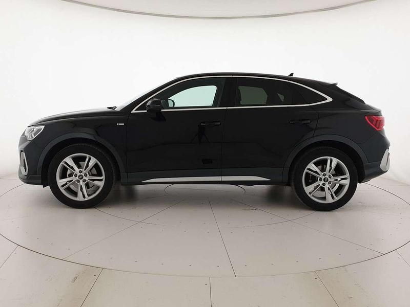 Usata Audi Q3 Sportback S-Line 150 CV (110 kW) 2024 Nero mito metallizzato SUV