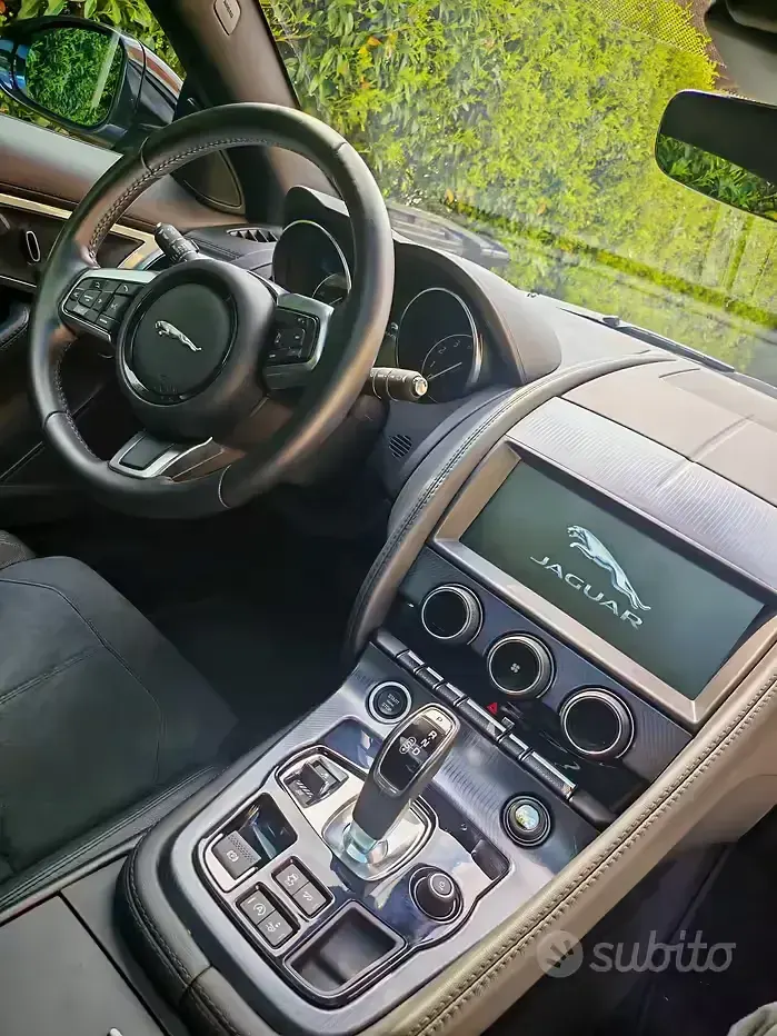Usata Jaguar F-Type R-Dynamic 300 CV (220 kW) 2020 Coupé