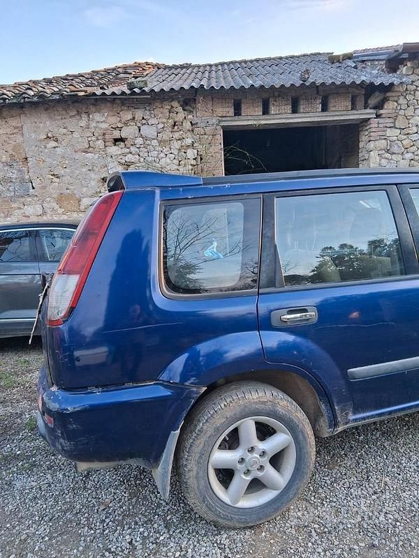 Usata Nissan X-Trail 2003 Blu SUV