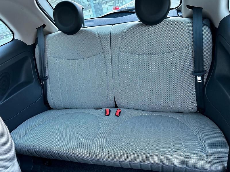 Usata Fiat 500 Lounge 69 CV (50 kW) 2011 Bianco Utilitaria